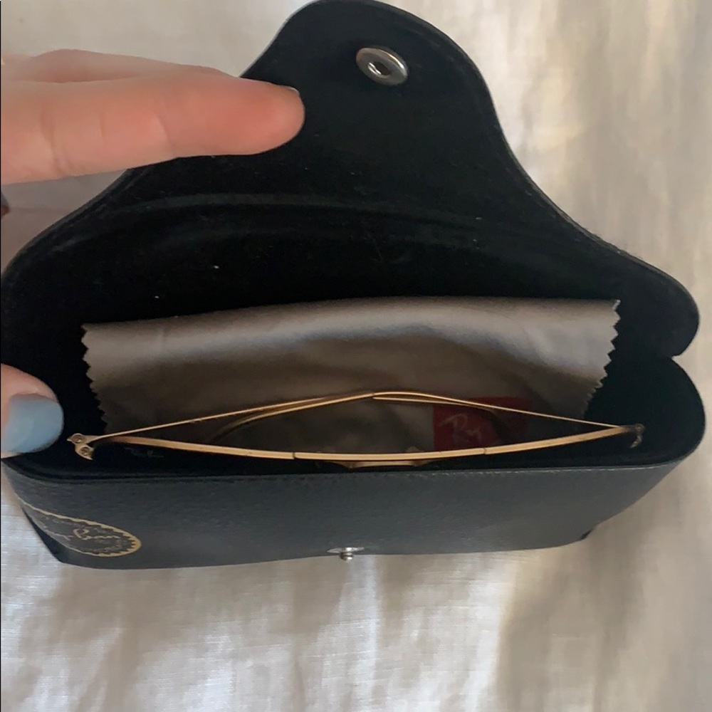 Used Ray Ban Aviators - Picture 4 of 4